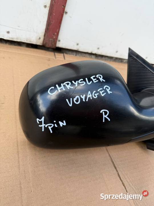 lusterko prawe chrysler voyager 7pin osobowe