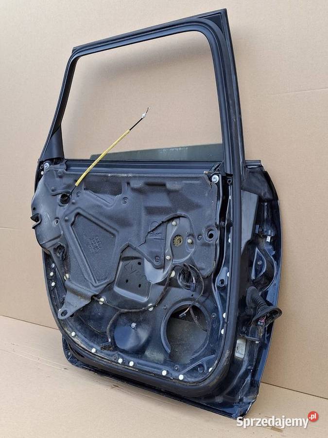 AUDI A6 C6 KOMBI LEWY TYŁ LEWE TYLNE LY9B SZYBA Bieleń