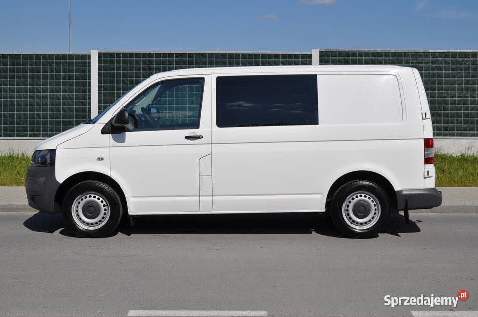 Volkswagen Transporter T5 20 TDI 6 osobowy Bilcza