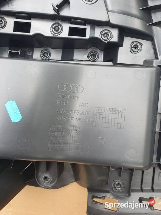Tapicerka boczek prawy tył tylny Audi A5 8W