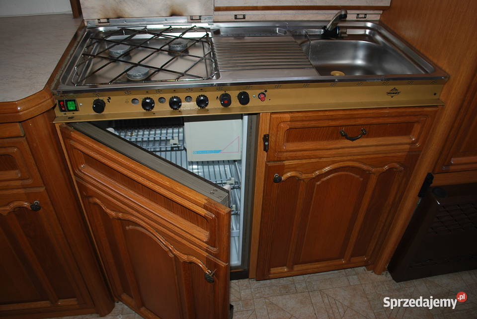 HOBBY PRESTIGE 535 1993 4 OS Z ŁAZIENKĄ Grzebowilk