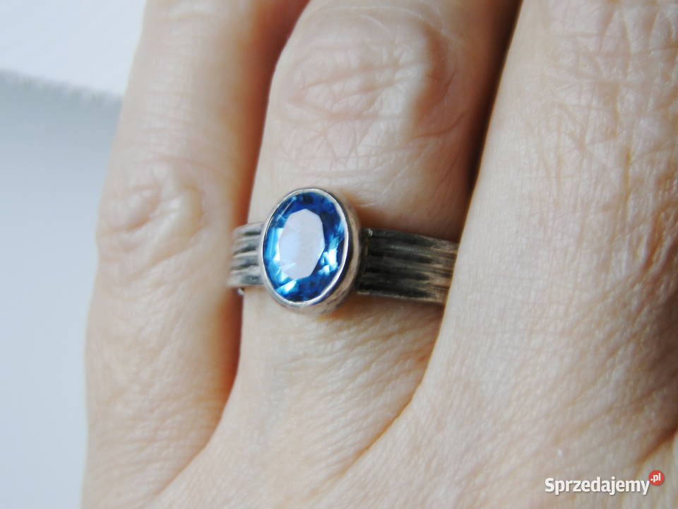 Cudny pierścionek srebro 925 i lazurowa cyrkonia mazowieckie Warszawa sprzedam