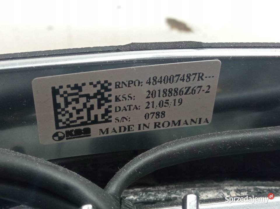 KIEROWNICA MULTIFUNKCJA 484007487R Dacia Duster