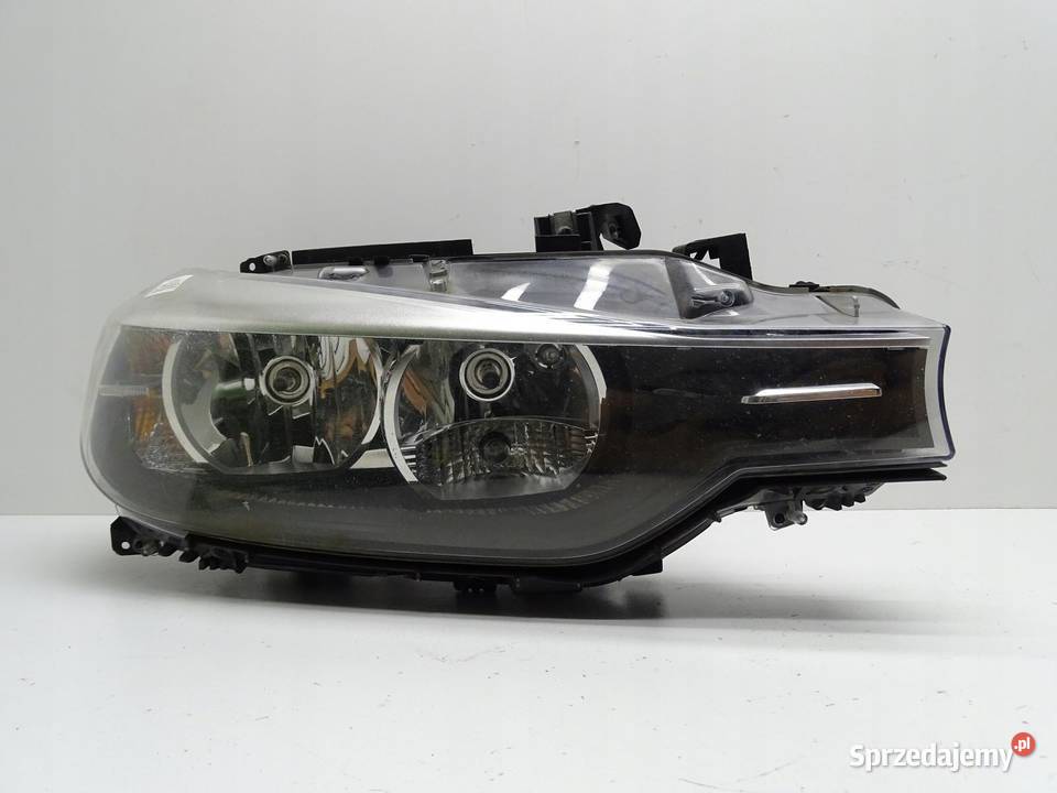 LAMPA PRAWY PRZÓD PRAWA PRZEDNIA BMW F30 F31 UK
