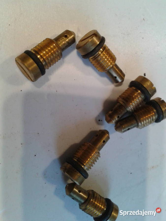 Dysza wolnych obrotów Fiat 126p nowa Gostynin