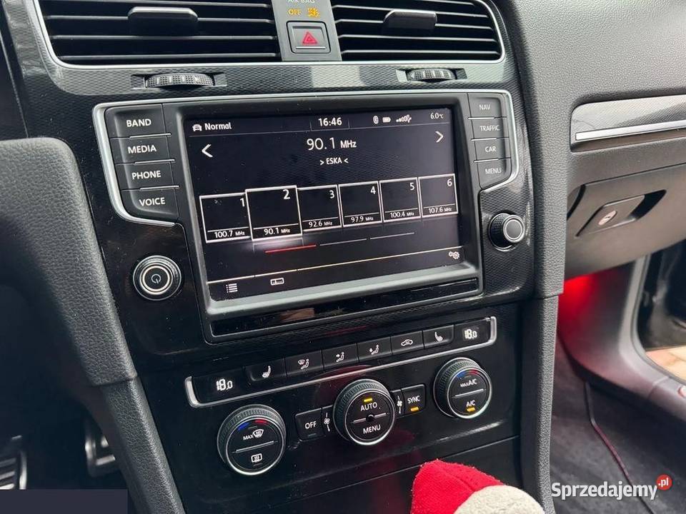 Volkswagen Golf VII 20 TSI BMT GTI 220 2016r Suchodębie