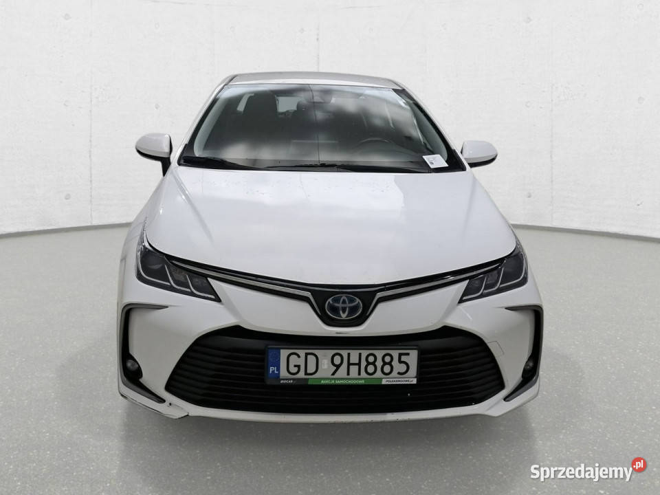 Toyota Corolla Seria E16 2012 sprzedam