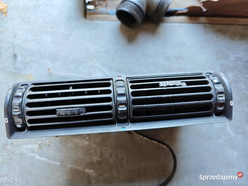 Kratka nawiewu kokpitu środkowa klimatronik BMW Żory