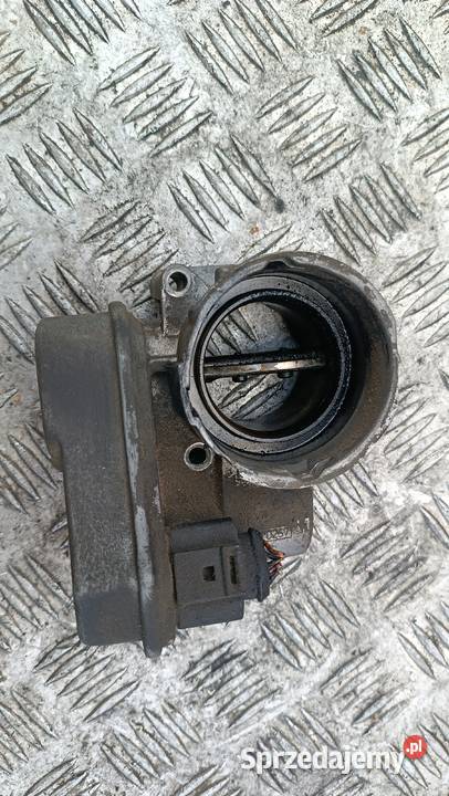 03G128063B Przepustnica VW Skoda Audi Seat 20 Silniki i osprzęt Radłów