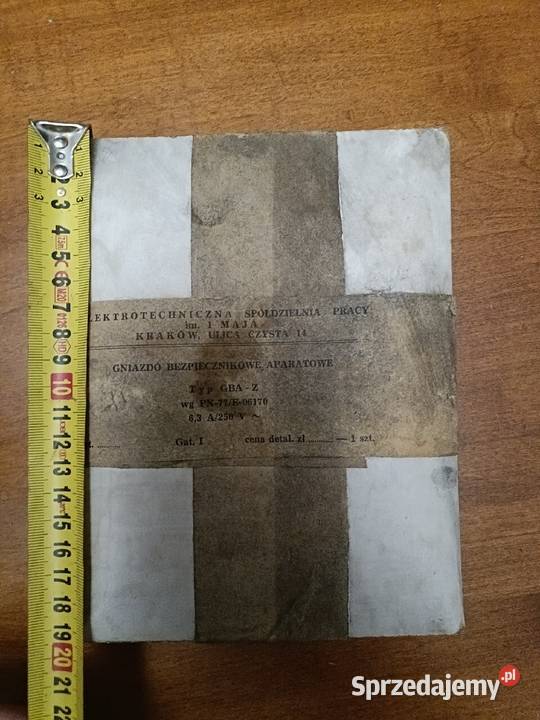 Gniazdo bezpiecznika bakielitowe PRL elektryka