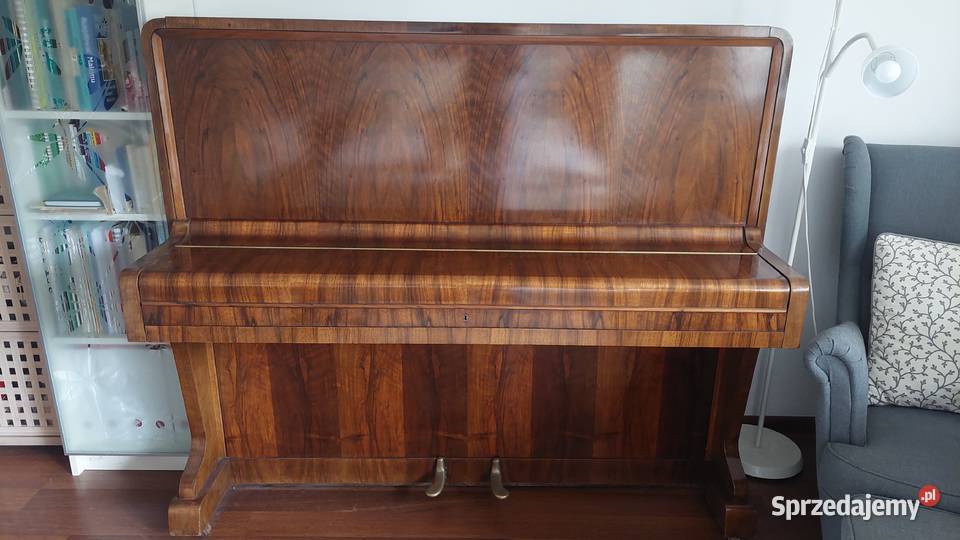 Czeskie pianino Daliborlata 40 ciemny orzechstan Pozostałe Cieszyn