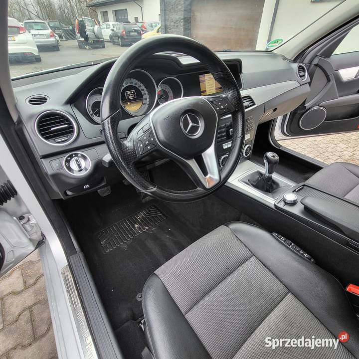 Mercedes Cklasa kompresor Avangarde super stan Motoryzacja Góra Kalwaria