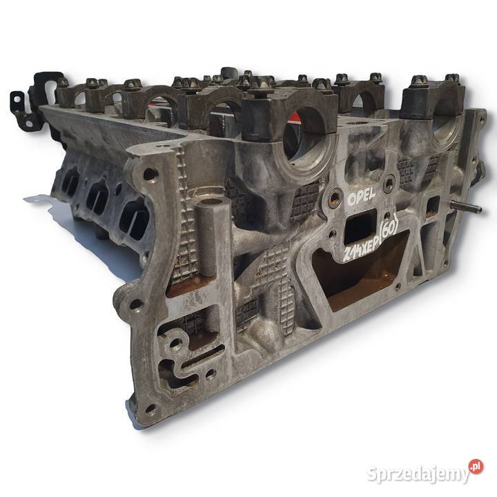GŁOWICA CYLINDRÓW Opel Corsa D 14 16V wałki osobowe