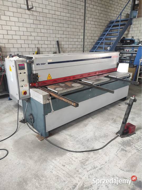 Hydrauliczne nożyce gilotynowe do blachy DURMA