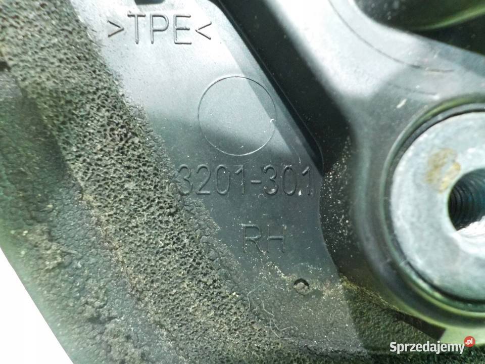 TOYOTA AURIS I LIFT AUT 11r HB 5D lusterko prawe Suków