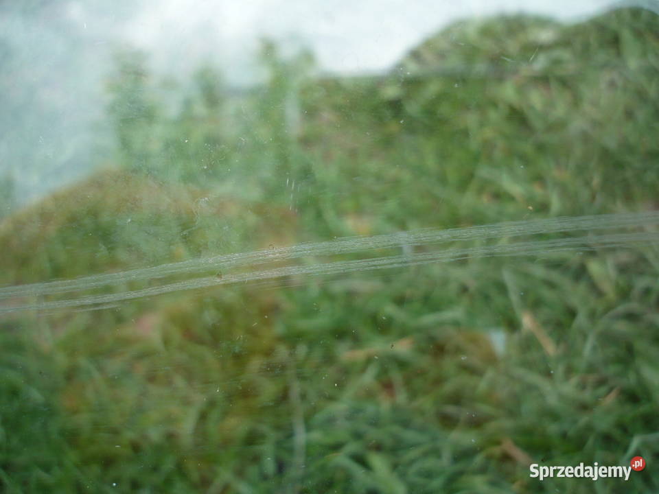 Szyby boczne drzwiowe do samochodu Syrena sprzedam