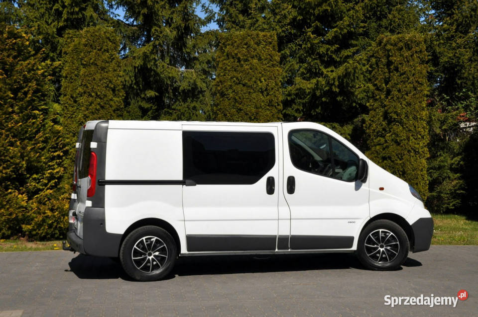 Opel Vivaro 25CDTI145KlimatyzacjaHakI ABS Motoryzacja Ostrów Mazowiecka sprzedam