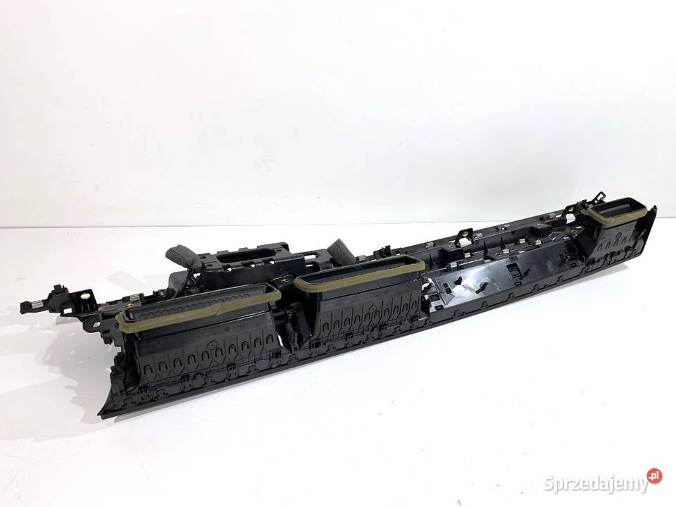 KRATKA NAWIEWU PRZÓD AUDI Q8 4M8820902 SUV