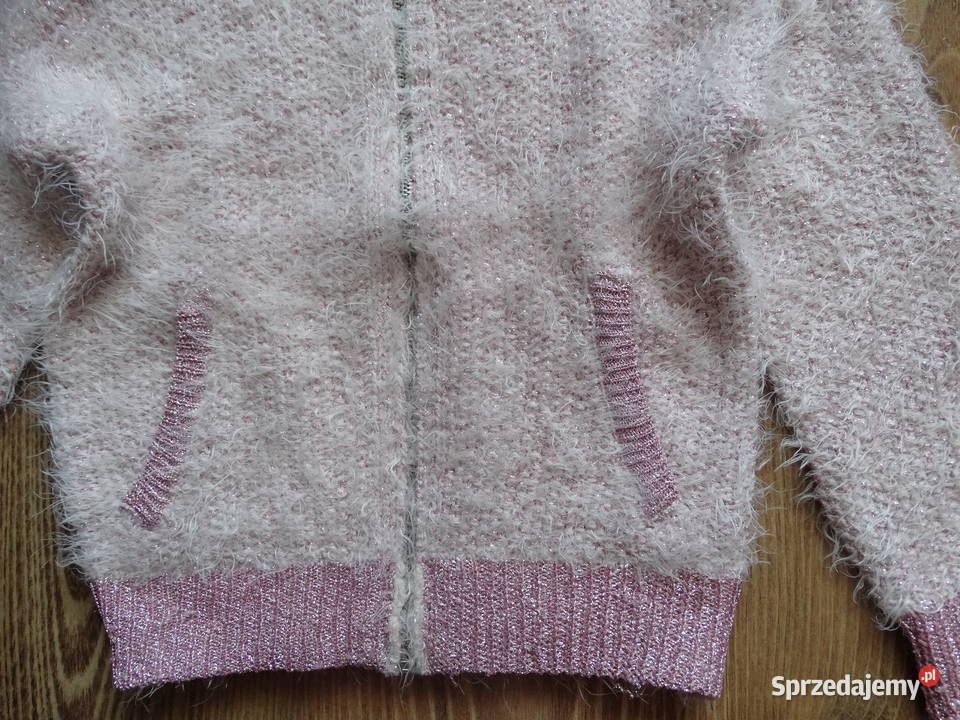 Sweterek dziewczęcy r116 Legnica sprzedam