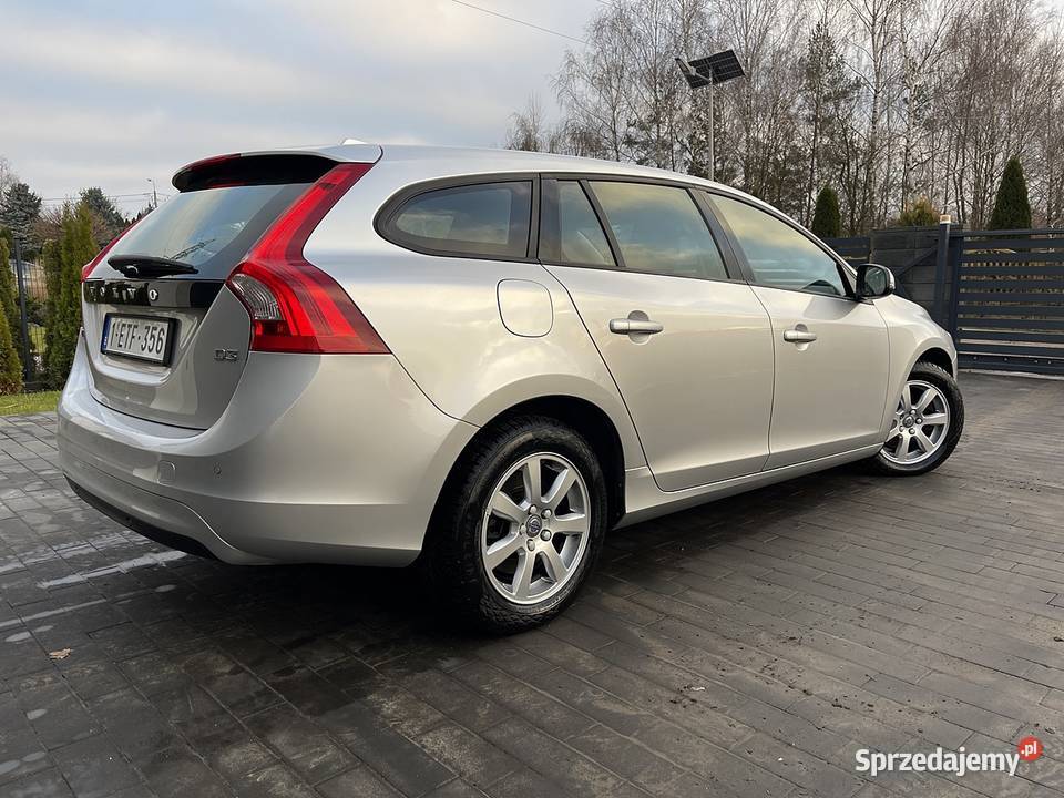 Volvo V60 20 Diesel 150 2016 r Bezwypadkowy 2000cm3 mazowieckie Płock