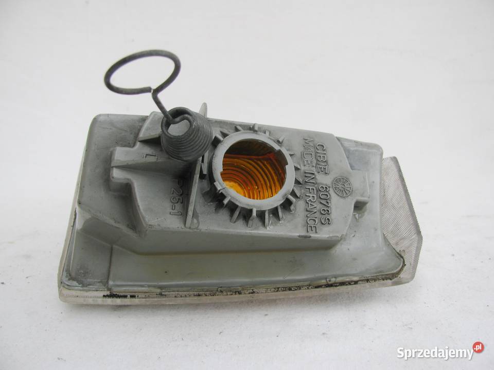 Kierunkowskaz prawy Renault 25