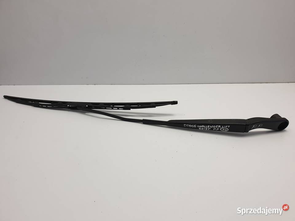 Dodge Challenger 15 RAMIE PRZEDNIEJ WYCIERACZKI Rudka