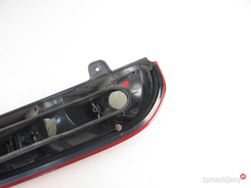 LAMPA PRAWA TYLNA FOCUS MK2 KOMBI LIFT