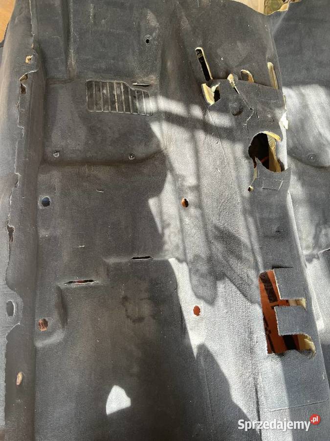 Dywan wykładzina BMW e36 kompakt stan idealny Tapicerki samochodowe Ostrów Mazowiecka
