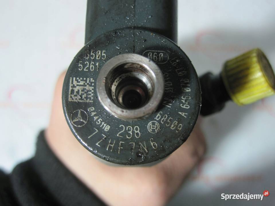 MERCEDES C W203 22 CDI 646 wtryskiwacz wtrysk Kielce