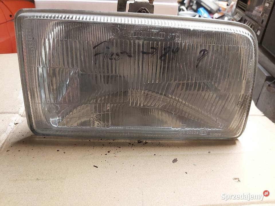 Lampa przednia Ford Fiesta 89 prawa Toruń