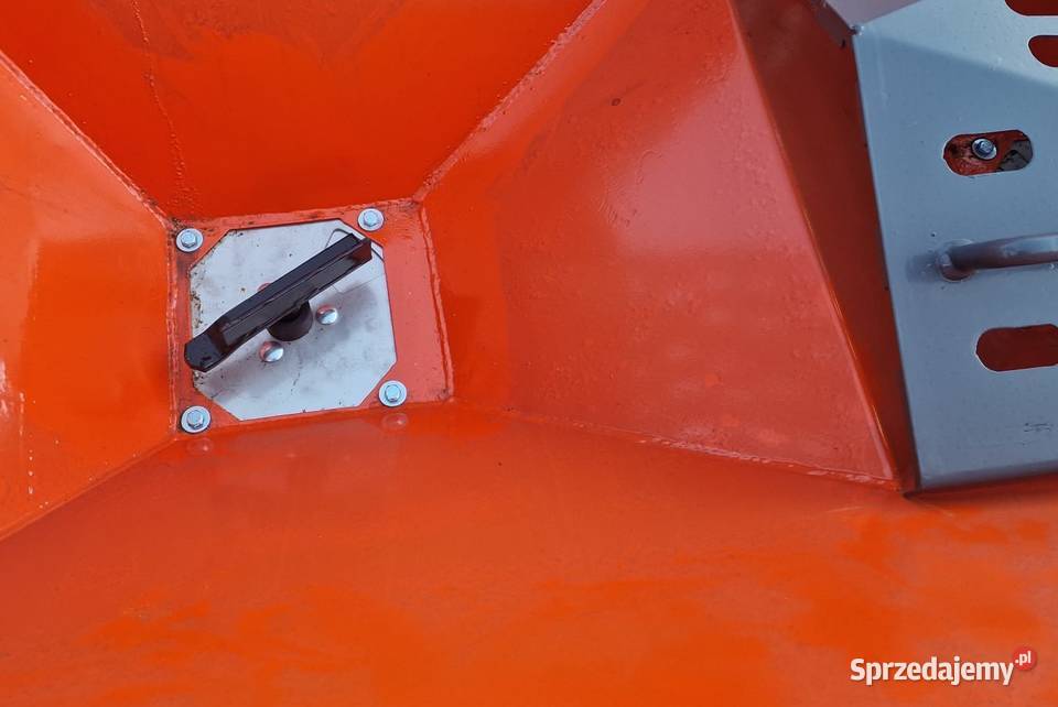 Rozsiewacz dwutalerzowy 4001200 l DEMAROL Nowość Grabowno