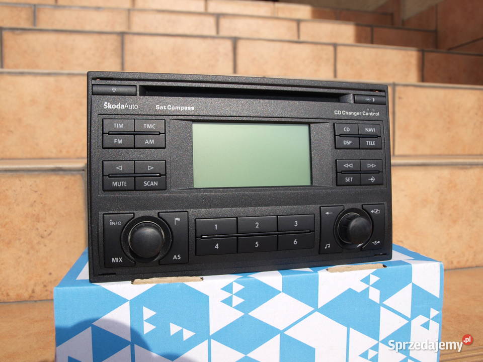 Skoda Superb Fabia Octavia radio nawigacja Wyposażenie wnętrza