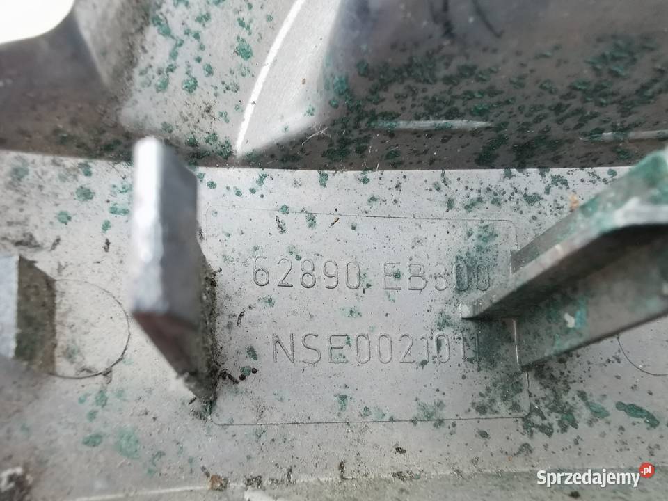 Znaczek logo emblemat grilla atrapy nissan sprzedam