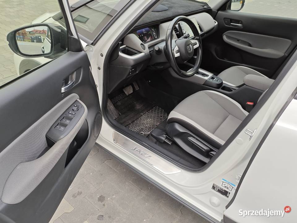 Honda Jazz V Crosstar 2022 Full Hybrid 15 White asystent pasa ruchu Warka