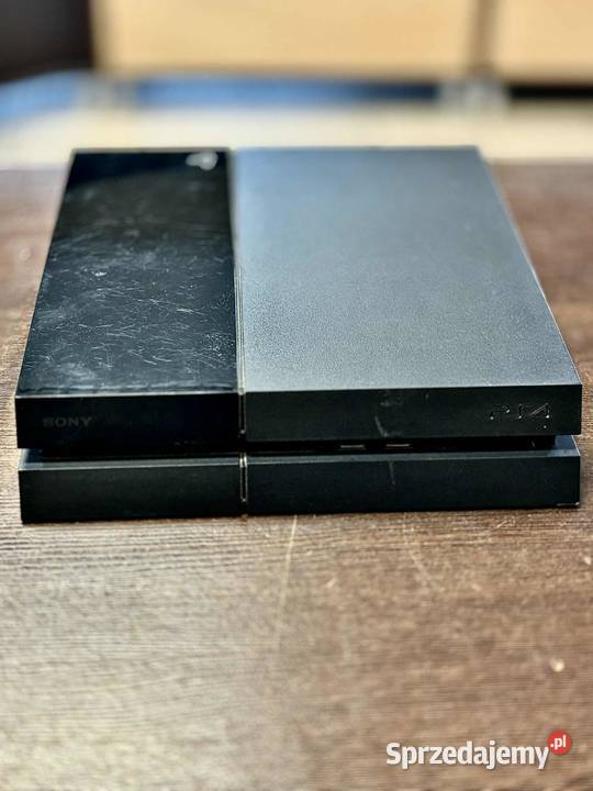 Konsola Sony PlayStation 4 500 GB czarny pad sprzedam