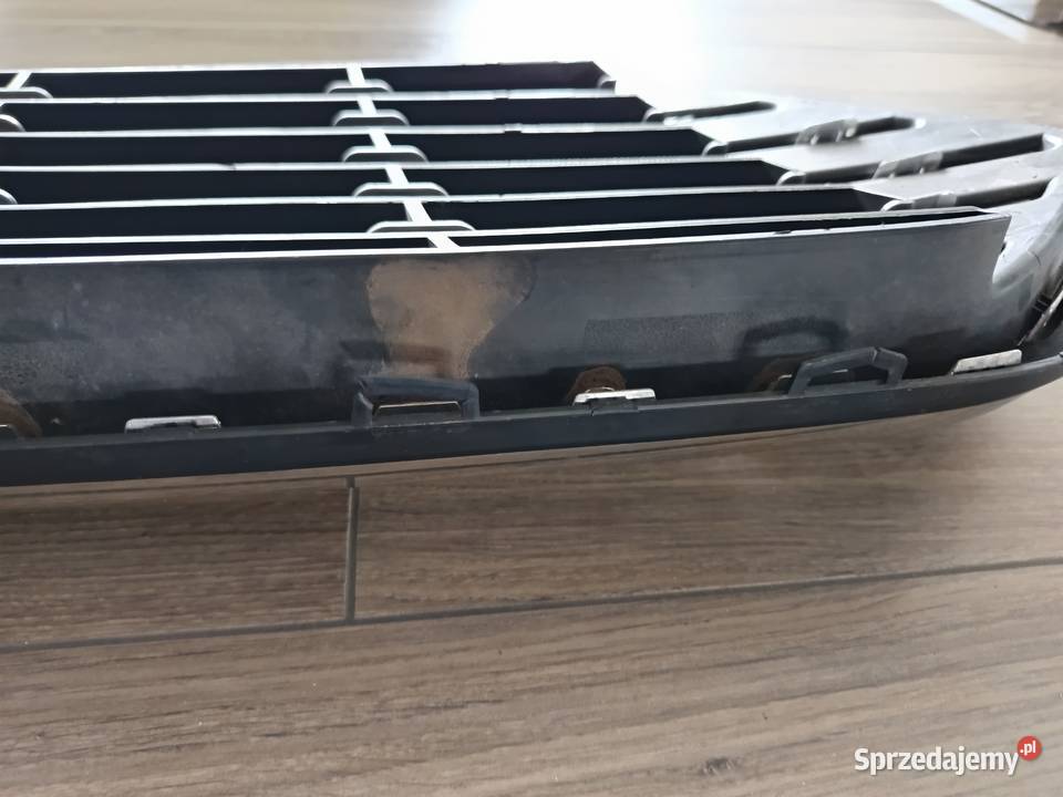 ATRAPA CHŁODNICY GRILL FORD CUSTOM TITANIUM LIFT sprzedam