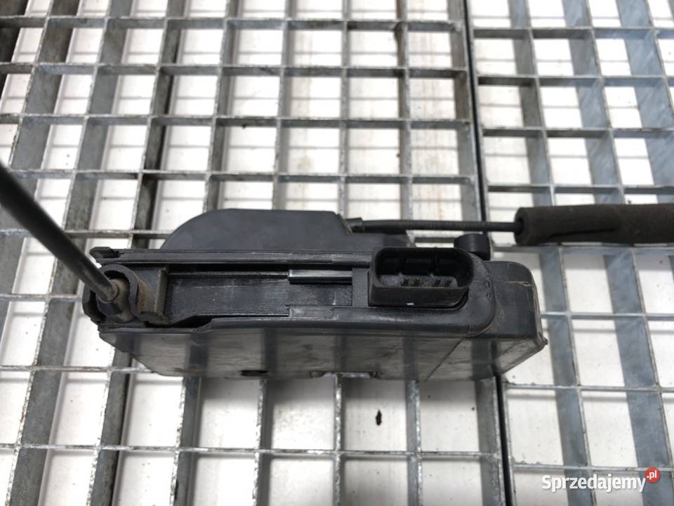 ZAMEK DRZWI TYLNYCH IVECO DAILY VI Bus