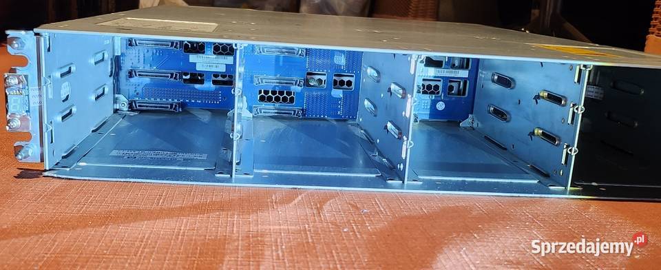 Macierz HP P2000 Dual V0 LFF Drive Enolosure Gliwice