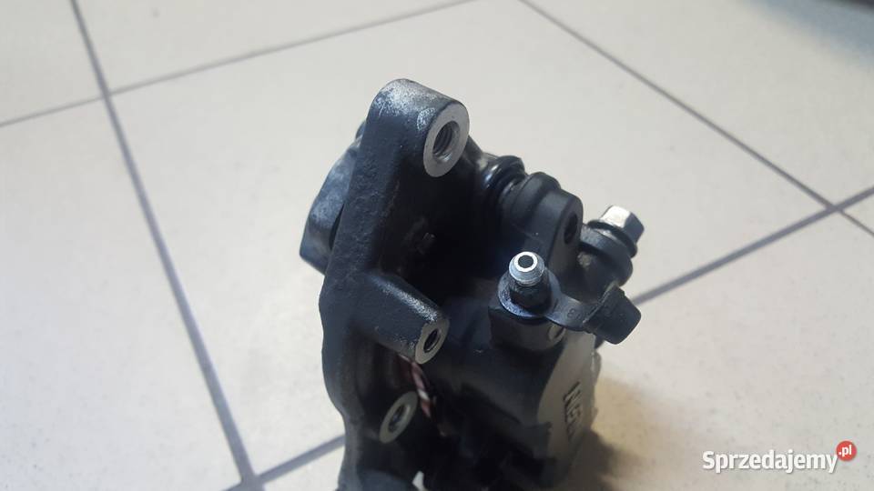 Zacisk hamulcowy przedni Honda Swing 125