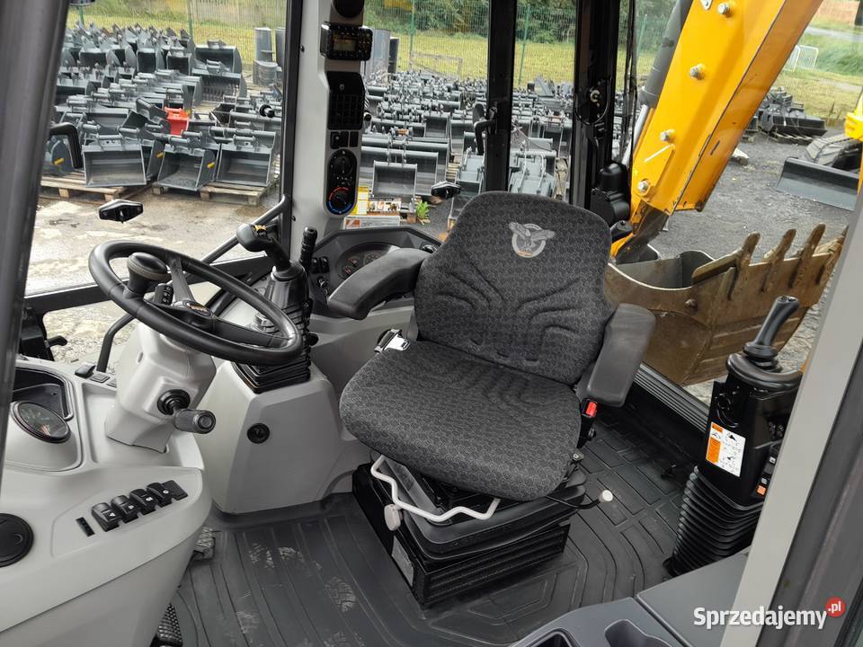 CASE 580SV KOPARKOŁADOWARKA 2023R CAT JCB