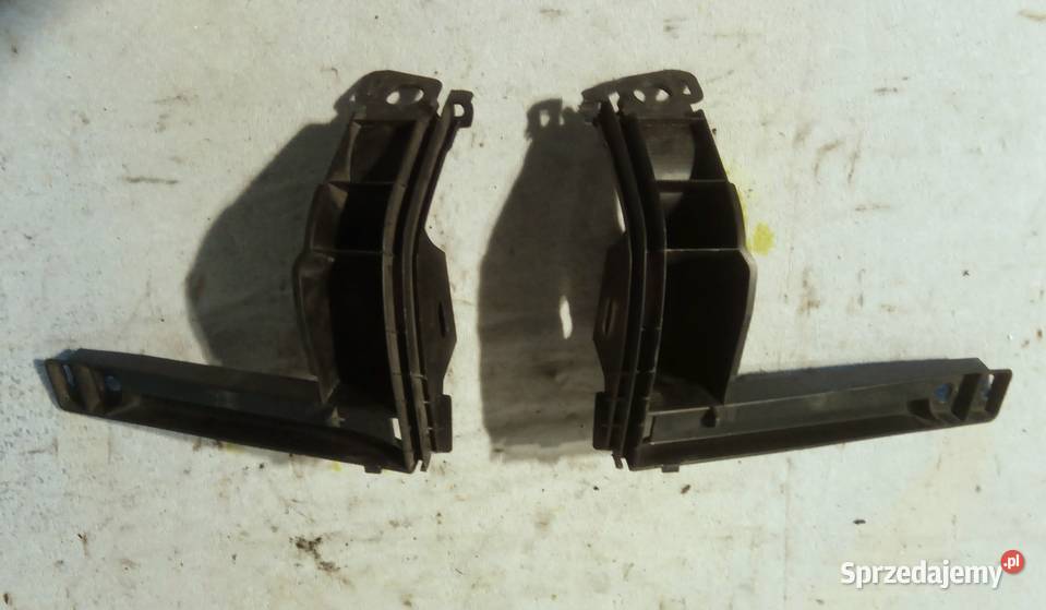 ŚLIZG ZDERZAKA PRAWY LEWY TYŁ SAAB 93 93 II osobowe dolnośląskie Mielęcin
