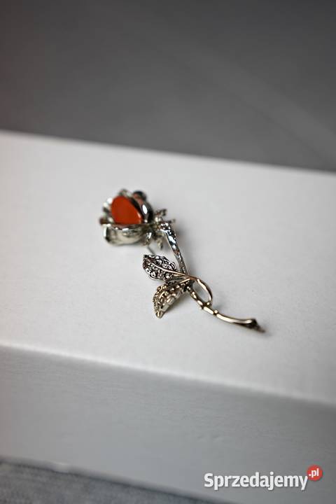 Brożka róża metalowa Warszawa