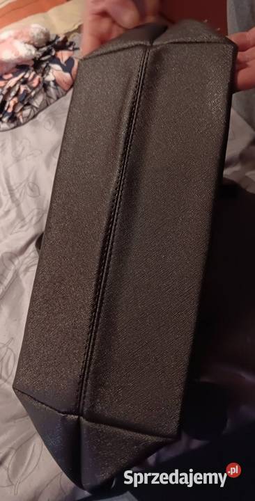 Czarna Torebka Damska Stylizowana na Michael Opole