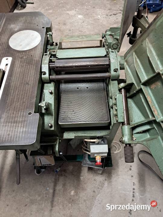 Wyrówniarka grubościówka Majdan Królewski