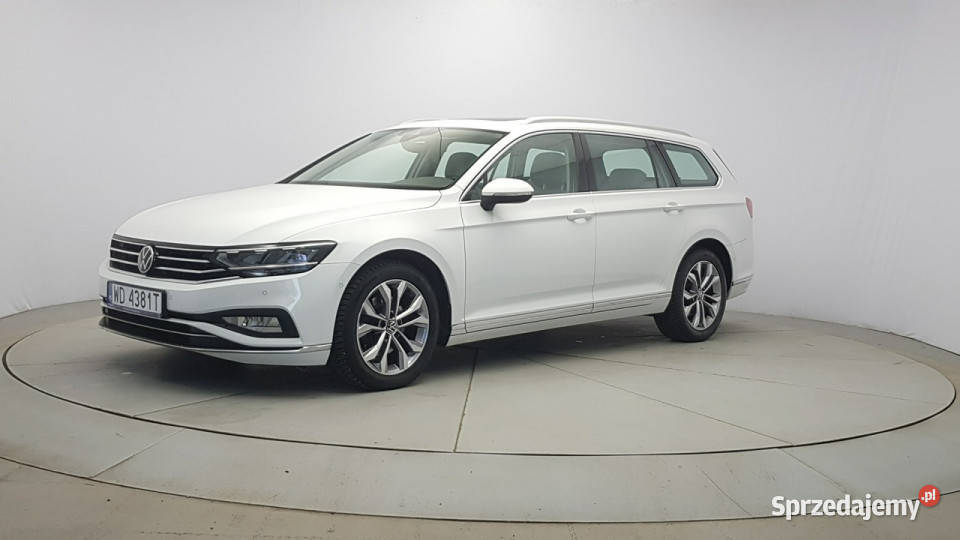 Volkswagen Passat 20 TDI Elegance DSG Z Warszawa