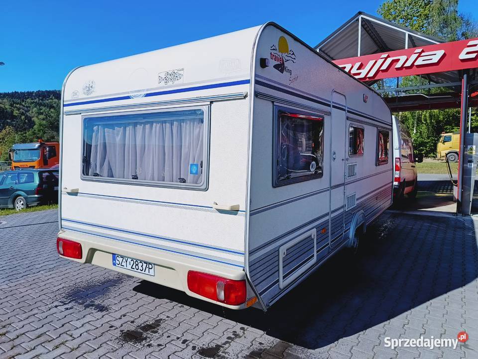 PRZYCZEPA KEMPINGOWA łóżka piętrowe campingowa śląskie Międzybrodzie Bialskie
