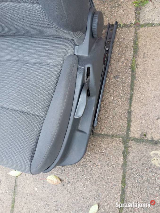 audi a3 8p 5drzwi fotel kierowcy Kobylnica