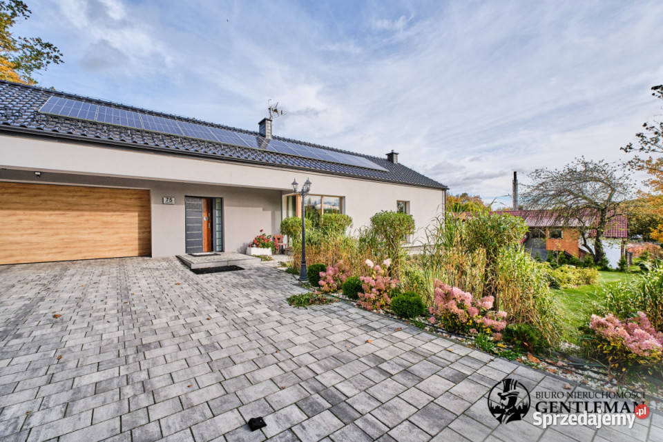 sprzedaży domu wolnostojącego Kostkowo 250m2