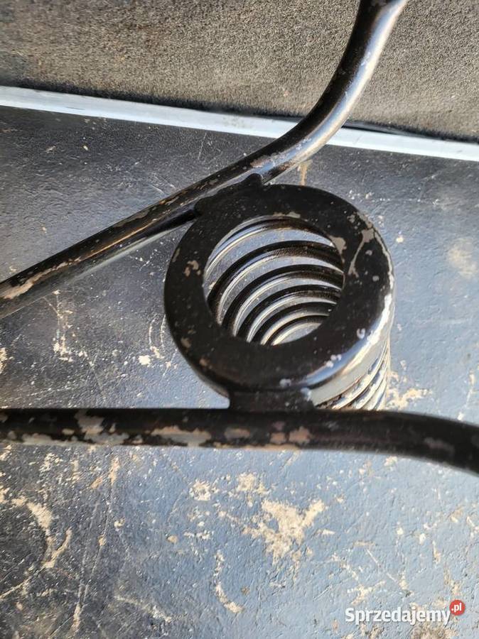 ZUNDAPP KS 601 SIEDZENIE RAMA SPRĘŻYNA