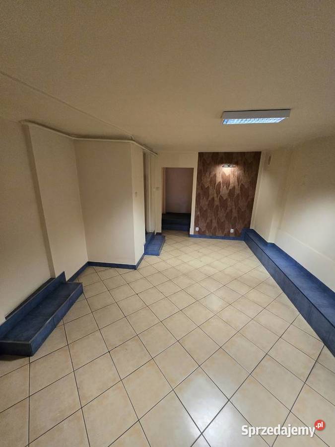 Kamienica w centrum 250 m2 piętra mieszkalne i świętokrzyskie
